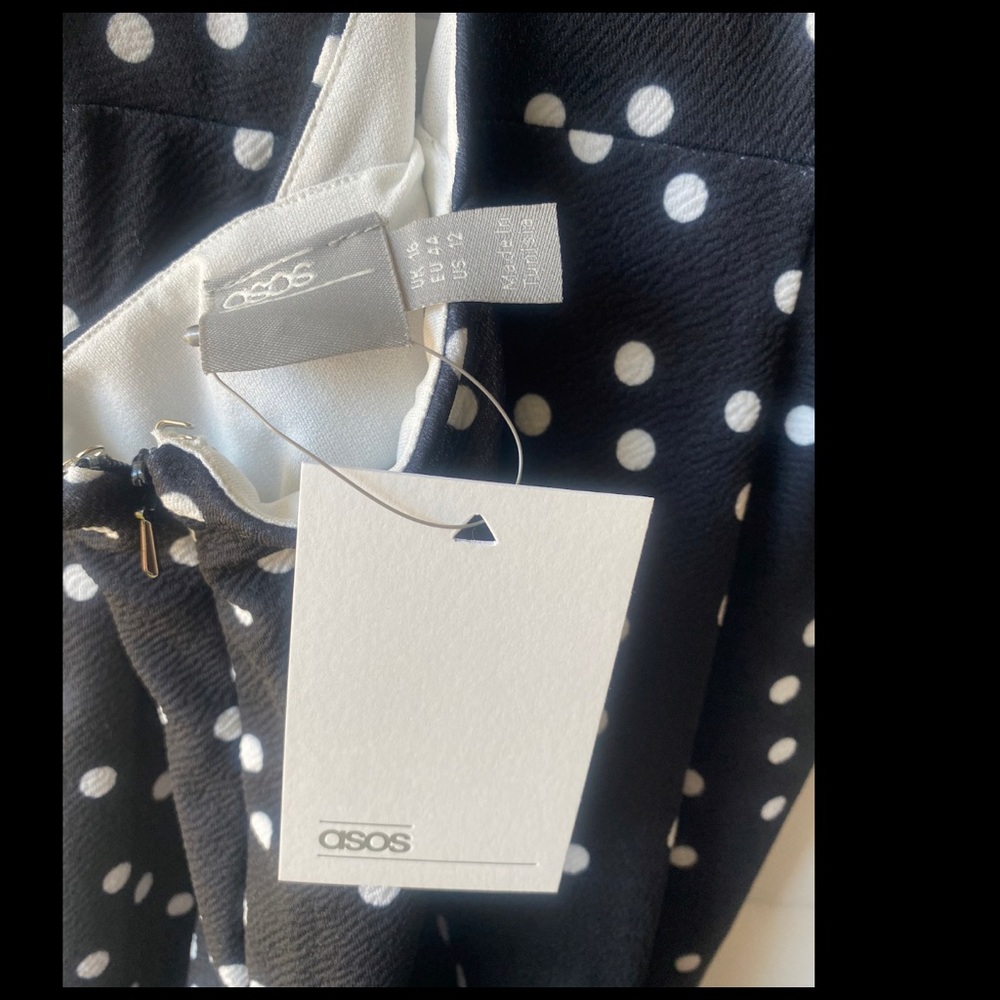 ASOS Rouched PolkaDot Dress - Picture 6 of 8